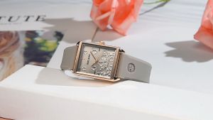 Jam Tangan Kasual Wanita Tali Karet Tanggal Aktif / Jam Tangan Water Resist Fre Box Dan Baterai Cadangan 2239