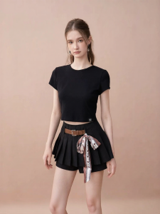 AIVEI | Shoulder-fit Short Sleeve Crop Sweet-spicy Style Round Neck T-shirt