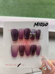 (FREE TOOLKIT) 10 PCS PRESS ON NAILS. HANDMADE NAILS SIZE M