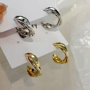 Bestella💗2PCS/Set Anting Paduan Sederhana S925/Anting Temperamen Bengkok Geometris/Anting Mode Wanita COD
