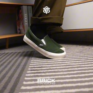 Brick Mansions - Slip On Mission Olive Green Sepatu Sneakers Casual Pria Wanita