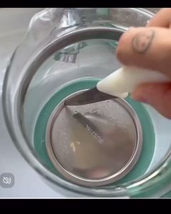 Bột tẩy cặn axit xitric ố vàng ấm đun nước máy tiệt trùng máy loc nước son nồi...