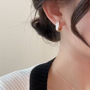 Hikaw 18k saudi gold pawnable legit earrings Double sided oil dripping white geometric square shell ear buckle hypoallergenic stud earrings for women Non tarnish Daily use