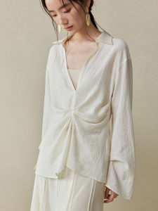 Murmur Mi 25SS Original Design Loose Fit Shirt with Pleated Sleeve Sun Protection Womens Fashion Spring Collection