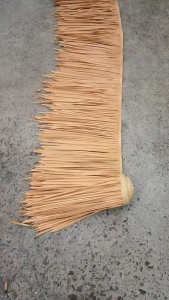 ChicLiving Artificial Plastic Thatch Roll Simulated Thatched Roof Area Decoration Thatch Roof for Fence Party
