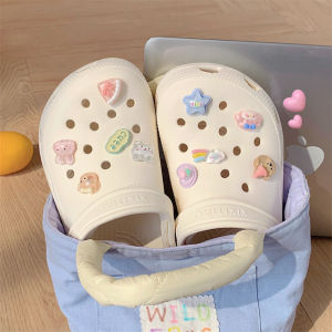 ชุดอุปกรณ์ตกแต่งรองเท้าแฟชั่นใหม่ ตัวล็อครองเท้าแบบมีรู ลายหมีสีรุ้ง น่ารัก รูปสัตว์ ดอกไม้ สำหรับตกแต่งรองเท้า DIY