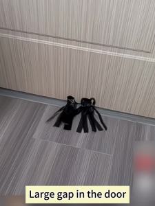Door bottom sealing strip under door cover waterproof strip windproof baffle gap barrier sound insulation strip