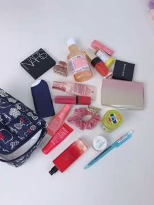 กระเป๋าเครื่องสำอาง ใส่ยาดม ของใช้ รุ่น คุณหมอจิ๋ว