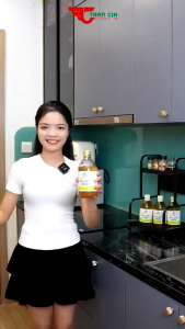 Giấm Táo Hữu Cơ Cao Cấp Cornwell’s Lên Men Tự Nhiên Detox Cơ Thể Hương Vị Thanh Dịu Dễ Uống 500ml