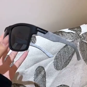Cermin Mata Hitam Terpolarisasi Untuk Lelaki UV400 Fesyen Sunglasses dengan HD Kanta Berwarna Gaya Klasik Sesuai untuk Memandu sukan luar Memancing