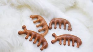 MI-C1355 Sisir Pijat Kepala Bahan Kayu Terapi Rambut kulit Serbaguna / Kerokan Sisir Gigi Relaksasi