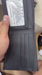 Mens Genuine Leather Bi-Fold Wallet