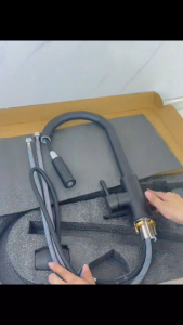 Baokemo Black Stainless Steel Kitchen Faucet Flexible Pull Out Two Modes Nozzle Hot Cold Water Mixer Tap Single Handle