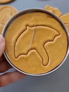 Permen Dalgona Candy 1 Bok Isi 10 Pcs