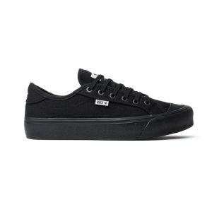 Sepatu sneaker kasual pria wanita BricksMotion  lokal