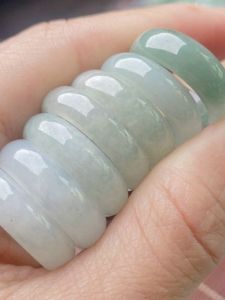 Couples Style Flat Surface Jade Ring Snowflake Cotton Mens Ring Traditional Pattern Unset Jewelry Myanmar Origin