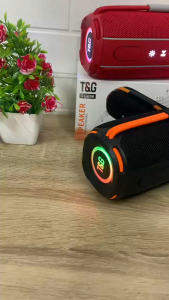 ลำโพงบลูทูธ รุ่น TG696 กำลังขับ5W2ดอก แบตเตอรี่1200mAh เพิ่ม-ลดเสียงได้ สามารถเชื่อมต่อได้2ตู้ ปรับ-ปิดไฟได้ รองรับUSB TF เสียบแจ็คได้ มีสายแจ็คแถมให้ มีสายหิ้ว เลือกสีได้