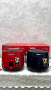 Nồi Cơm Điện 1.8L Sunhouse SHD8611N / SHD8611R - Công Suất 700W - Nút Gạt Dễ Dàng Sử Dụng