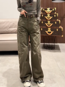 MANMI | Quần Áo Công Sở Màu Xanh Quân Đội Phong Cách Retro Thời Trang