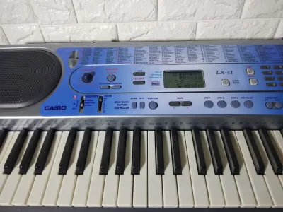 đàn casioLk41 phím sáng+nguồn+chân+túi(Nhật bãi)