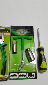 Paket Murah Kunci Busi Flexible 2in1 16 & 21 mm Victory + Tang Kombinasi 8 Inch Gagang Karet + Obeng Ketok Bolak Balik Plus + Minus - Victory / kunci busi motor matic