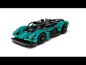 LEGO Technic 42208 Aston Martin Valkyrie (707 Pieces)