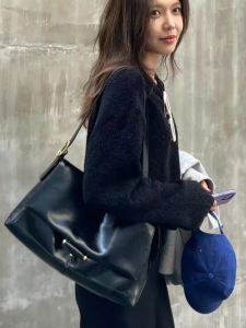 Trendy Soft Leather Crossbody Messenger Bag Large Capacity Underarm Womens Bag 2023 New Style Casual Pure Color PU Material