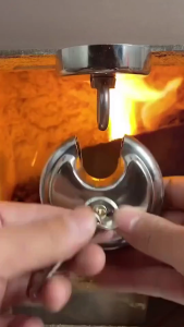 Stainless Steel Disc Padlock With 2 Keys For Warehouse Door, Bicycle, And Window Bike Lock