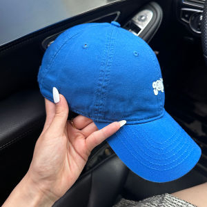 หมวกเบสบอลทรงปากเป็ดสีแดงใหญ่ หมวกฤดูร้อนสำหรับผู้ชายและผู้หญิง หมวกทรงปากเป็ดแบบกว้าง หมวกทรงปากเป็ดแบบนิ่ม หมวกทรงปากเป็ดแบบลำลอง