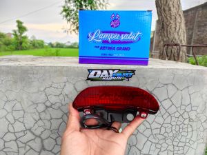 Lampu Belakang Grand Sabit Impor Born Free Lampu Rim Belakang Honda Grand Sabit Pacul Impor Bornfree Lampu Stop Belakang Honda Grand Lampu Setop Grand Gren Gran Stoplamp Grand Stoplamp Honda Grand Sabit Pacul Tahun Tua