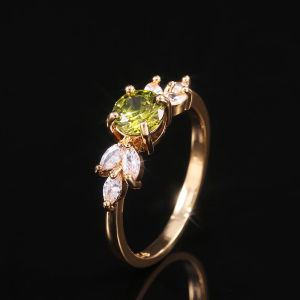 Huitan Delicate Women Wedding Ring Olive Green Round Zircon with Leaf Shape Elegant Gold Color Girl Gift Rings Trendy Jewelry