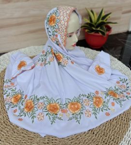 MUKENA DEWASA TERUSAN MOTIF BUNGA ROSELLA