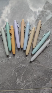 Colorlady - Bút gel bấm mực nhanh khô màu pastel vỏ trơn cài kim loại bút nước mực đen viết chữ êm mượt học sinh