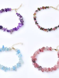 สร้อยข้อมือหินหลวมคริสตัลธรรมชาติพร้อมเครื่องประดับแฟชั่นปรับความยาวได้สําหรับผู้หญิงในสีน้ําเงินและสีม่วงสดใส