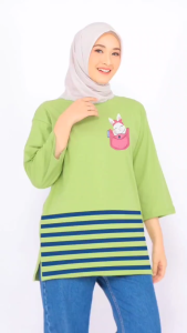 Forever Cloth - Kaos Oversize Wanita Lengan 7/8 Bahan Cotton Combed 24s Premium Sablon Print DTF edisi Motif Salur Rabbit in Pocket