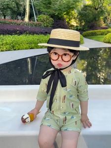 ชุดว่ายน้ำแบบชิ้นเดียวสำหรับเด็กคลังสินค้าพร้อมชุดว่ายน้ำเด็กชายเด็กหญิงเด็กเล็กชุดว่ายน้ำโพลีเอสเตอร์กันแดด