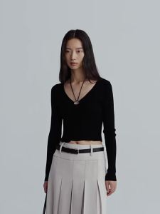 epoque de rueen | Slimming Textured Knitted Cardigan and Tank Two-Piece