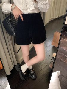 กางเกงขาสั้นผ้ากำมะหยี่สีดำเอวสูง กางเกงขายาวทรงเอลำลองสำหรับผู้หญิง กางเกงขายาวทรงเอขากว้าง ทรงเข้ารูป ฤดูใบไม้ร่วง/ฤดูหนาว