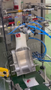 แป้งมันสำปะหลัง ตราปลามังกร 1 กิโลกรัม  ผลิตจากหัวมันสำปะหลัง 100%