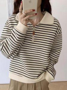 เสื้อสเวตเตอร์คอโปโลแขนยาวสำหรับผู้หญิง ฤดูใบไม้ร่วง ทรงสั้น ลายทาง ถักนิตติ้ง เสื้อคลุมกันหนาว แฟชั่นสตรี ฮอลลิส