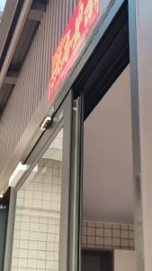 Bộ Đóng Cửa Giảm Chấn Có Thể Điều Chỉnh Dành Cho Cửa Gỗ Trượt Đóng Tự Động Bằng Khí Nén Dễ Vận Hành Chất Liệu Thép Không Gỉ