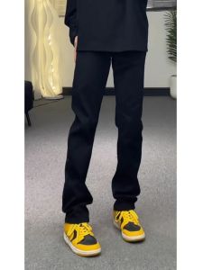 กางเกงยีนส์ทรงตรงสไตล์อเมริกันสำหรับผู้ชาย กางเกงขายาวทรงสลิมฟิตสีดำ ทรงเข้ารูป ทรงยาว สไตล์ใหม่ ฤดูใบไม้ผลิและฤดูใบไม้ร่วง