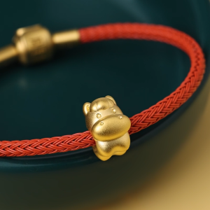 Chow Sang Sang 周生生 Charme 999 Gold Auspicious Blessings Horse Charm for Women & Men 95932C  (Bracelet Not Included)