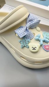 Bộ 10 Sticker Charm 3D chủ đề chó BB nơ xanh Mayto gắn Dép Cross Dép Sục Cá Sấu JB-176