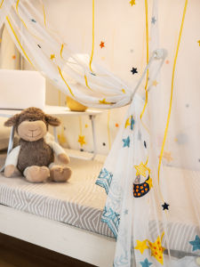 Embroidered Mosquito Net Integrated Upper And Lower Bed for Student Dormitory Use Childrean Patterned Bedding Butterfly Design