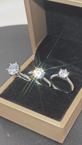 Dryad แหวนโมซานไซต์ชุบแพลทินัม Pt950 ลาย 6 ก้ามปู แวววาว 8 Hearts & Arrows