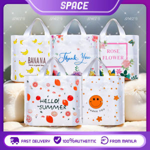 Eco-Friendly Gift Bags: Stylish & Reusable Plastic Shopping Bags