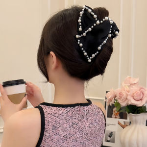 กิ๊บติดผมทรงสามเหลี่ยมผ้าซาตินปมมุกสไตล์ฝรั่งเศสสำหรับผู้หญิง ทรงสัมผัสหรูหรา ทรงฉลาม ทรงกิ๊บติดผมหนา ทรงกิ๊บติดผมหนา