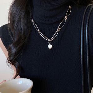 Minimalist Style Metal Heart Necklace for Women Luxury Small Audience Sweater Chain High Design Sense Clavicle Chain Accessories