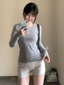 Womens Fitness Yoga Sportswear Long Sleeve round Neck Running Quick Dry Clothing Breathable Comfortable Nylon Polyester